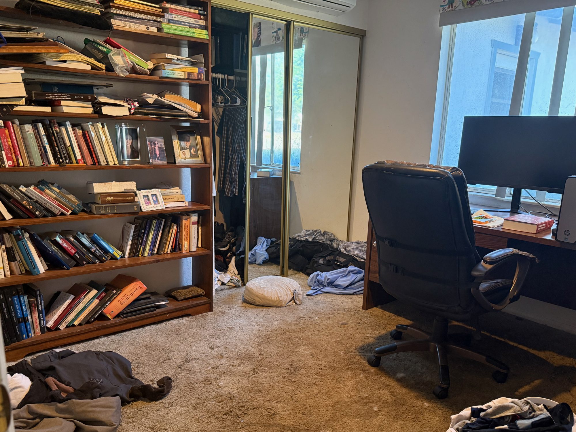 Before: Home office in Ventura